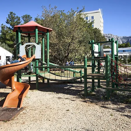 Hotel Bluesun Village Alan