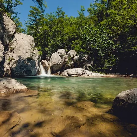 호텔 Bluesun Village Alan 3*