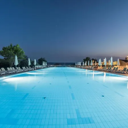 Bluesun Village Alan Hotel