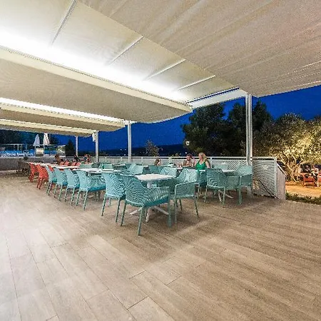 Bluesun Village Alan Hotel